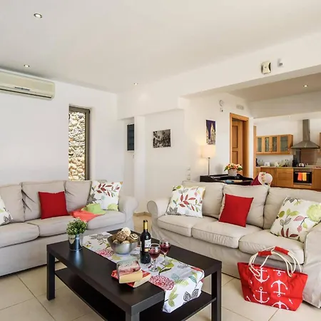 Anastasia Rodos By Βίλα *