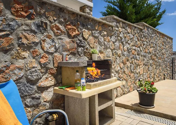 Willa Anastasia Rodos By