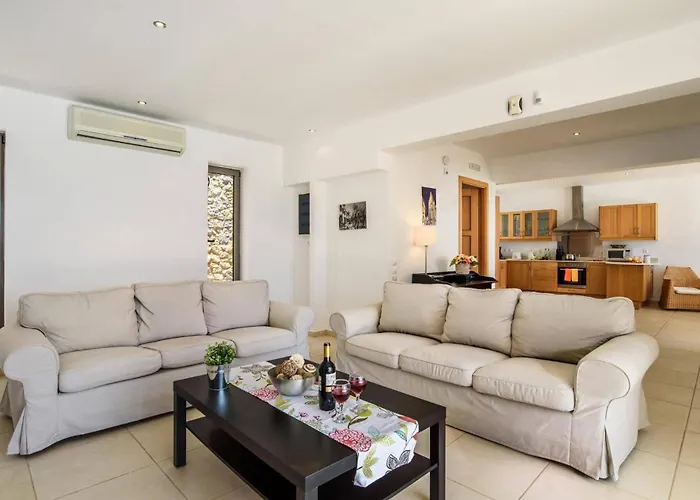 Anastasia Rodos By Willa *